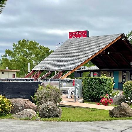 Red Bluff Inn Εξωτερικό φωτογραφία